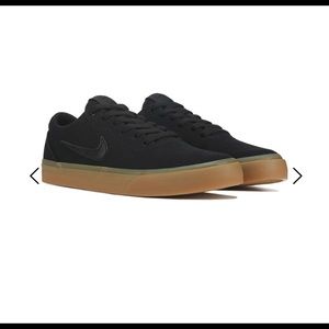 Nike men’s SB charge skate shoe new no box
